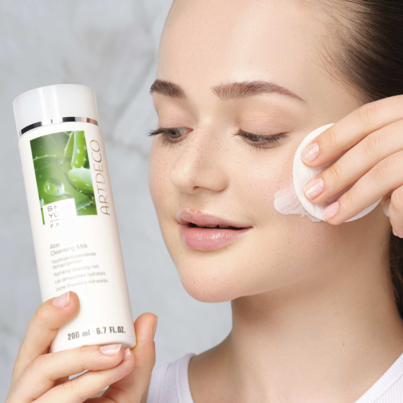 Artdeco Face Aloe Cleansing Milk Skin thumbnail 3