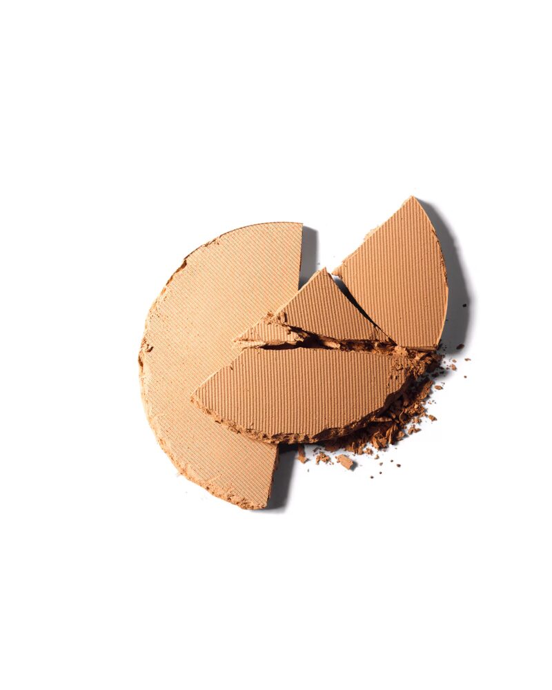 Clinique Superpowder Double Face Makeup thumbnail 2